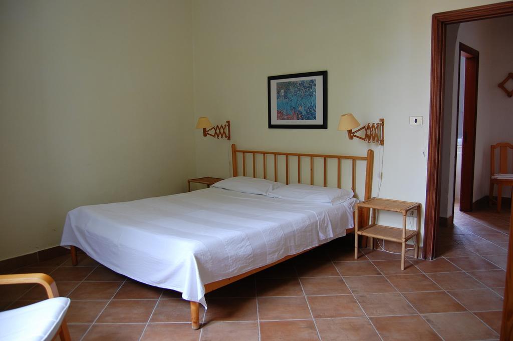 Farmstay La Morella Battipaglia Ruang foto