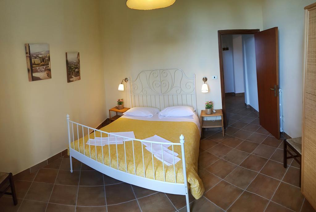 Farmstay La Morella Battipaglia Bagian luar foto