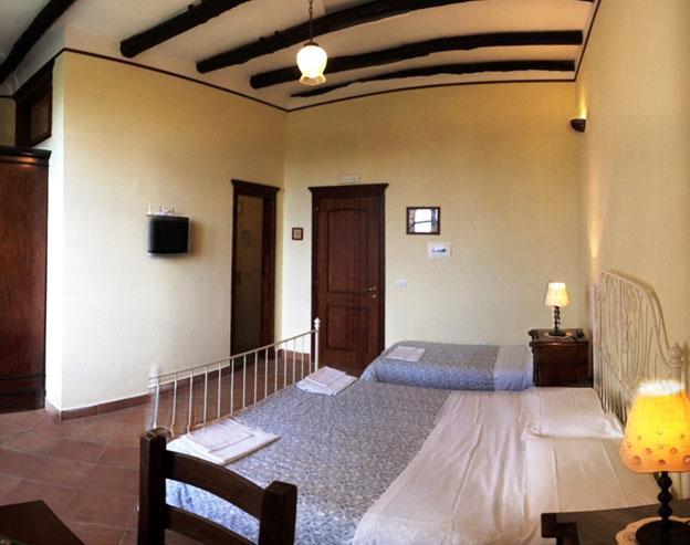 Farmstay La Morella Battipaglia Bagian luar foto