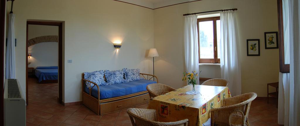 Farmstay La Morella Battipaglia Bagian luar foto