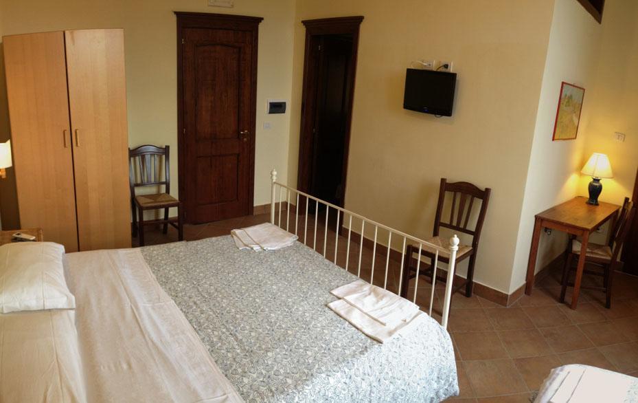 Farmstay La Morella Battipaglia Bagian luar foto