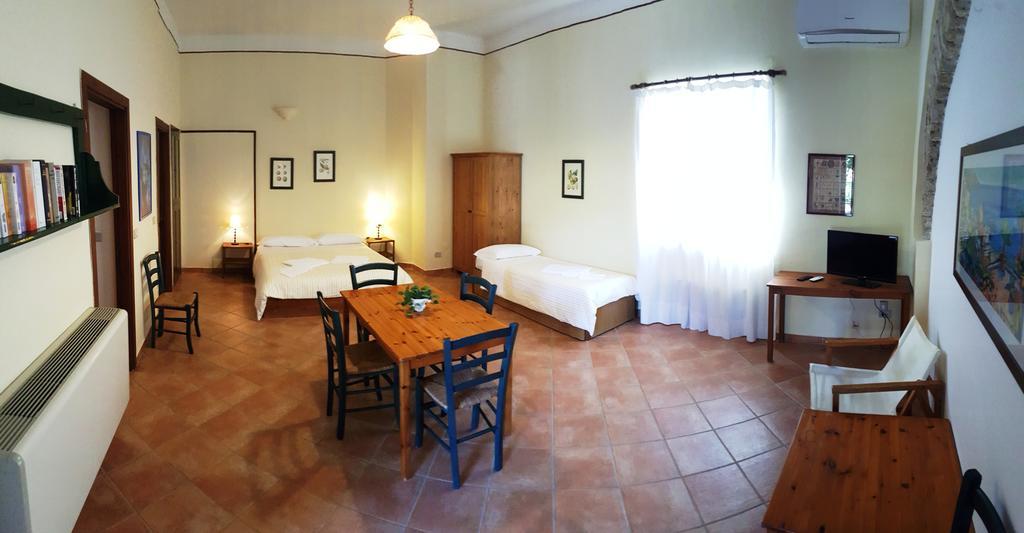 Farmstay La Morella Battipaglia Bagian luar foto